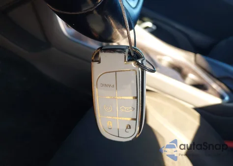 2018 Dodge Challenger Sxt из США, поврежденный, VIN 2C3CDZAG4JH272019